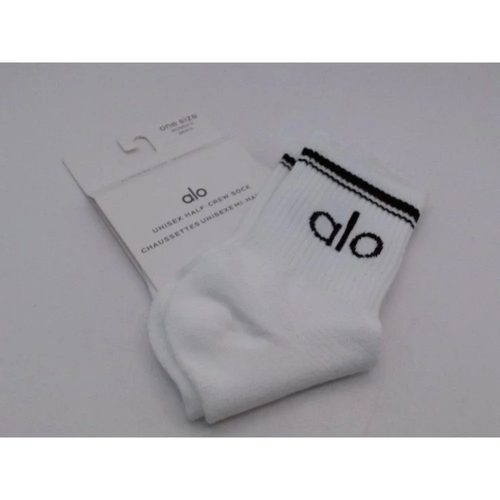 Alo - Unisex Half Crew Socks, One Size, White, BRAND NEW WITH TAGS